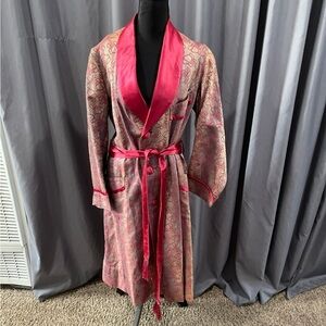 B.F. Schlesinger & sons Oakland, California vintage satin smoking robe medium
